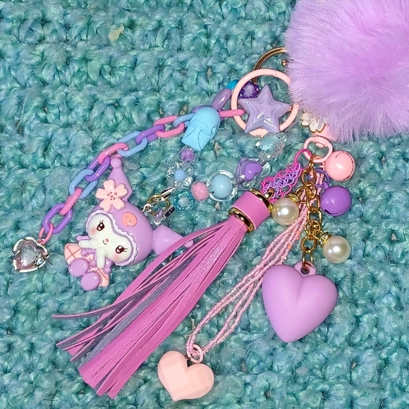 Kuromi's Wonderful Lilac Tote and Dangler/Keychain - Picture 5 of 16